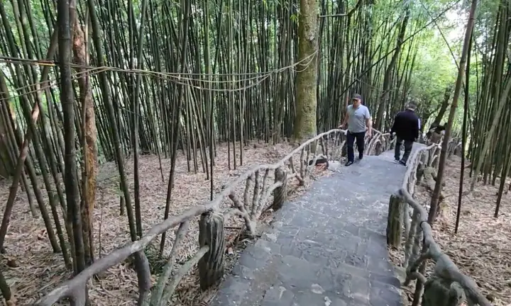 Giới Thiệu Về Đền Bà Chúa Thượng Ngàn