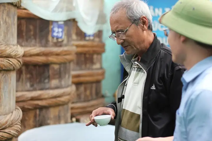 Chuyên Gia Vtt:có Cách Dùng Enzim Để Tang Rút Ngắn Quá Trình Làm Nước Mắm, Sao Ông Không Dùng?