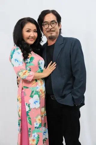 Vợ Chồng Ngân Quỳnh Hội Ngộ Với Con Trai