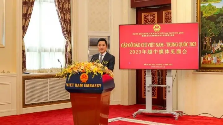 Một Số Chức Năng Đại Sứ Quán Việt Nam Tại Trung Quốc