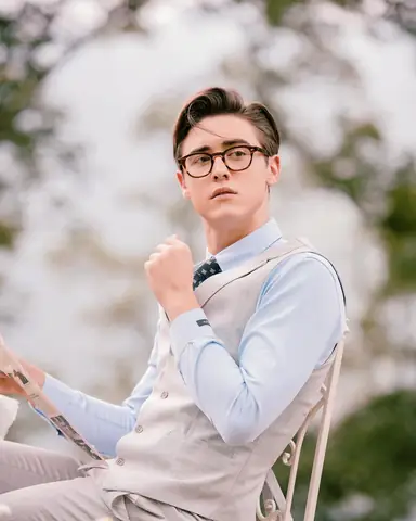 Để Ý Mà Xem, Dàn Cực Phẩm Trên "người Ấy Là Ai" Hầu Hết Đều Làm Ngành Này, Phải Chăng Nghề Nghiệp Thu Hút Nhiều Hot Boy Là Đây?