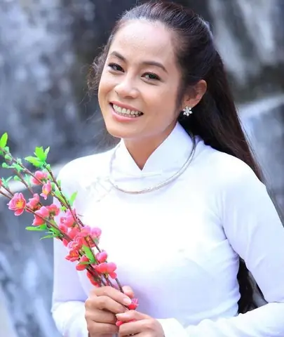 Đan Thy Là Ai: Hành Trình Từ Nàng Thơ Mạng Xã Hội Đến Kol Tiềm Năng