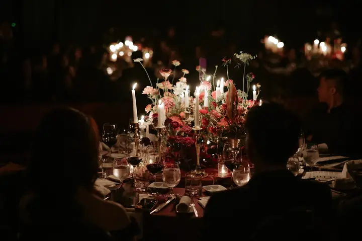 Xả Ảnh Nét Căng Trong Đám Cưới Xa Hoa Của "cơ Trưởng Đẹp Trai Nhất Việt Nam": Hé Lộ 1 Chi Tiết Có Tiền Cũng Không Mua Được!