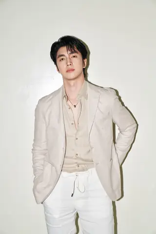 Tranh Cãi Ai Là Người Đẹp Trai Nhất Việt Nam