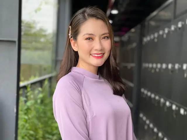 Là Mc Của Bạn Muốn Hẹn Hò, Gây Sốc Vì Lỡ Cạo Đầu Quyền Linh