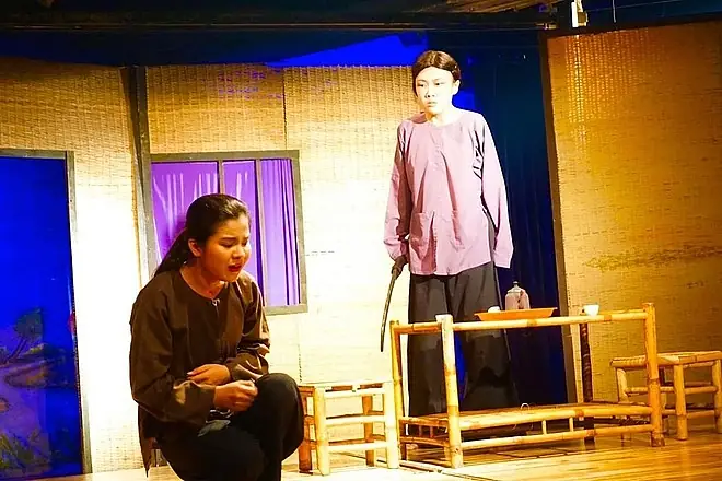 Diễn Viên Phương Trang Qua Đời Ở Tuổi 24