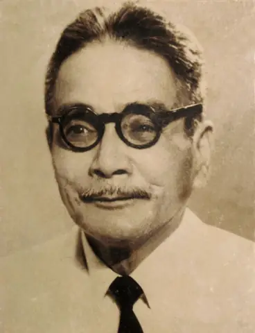 Doãn Kế Thiện Là Ai