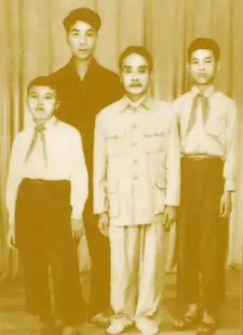 Doãn Kế Thiện Là Ai