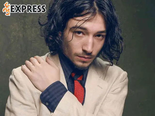 Hàng Loạt Những Scandal Vướng Vào Pháp Lý Của Ezra Miller