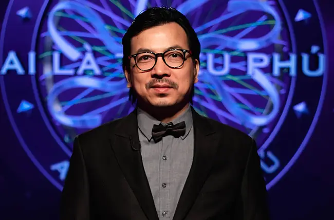 Giáo Sư Xoay Là Ai? Bật Mí Sự Nghiệp Và Đời Tư Của Đinh Tiến Dũng