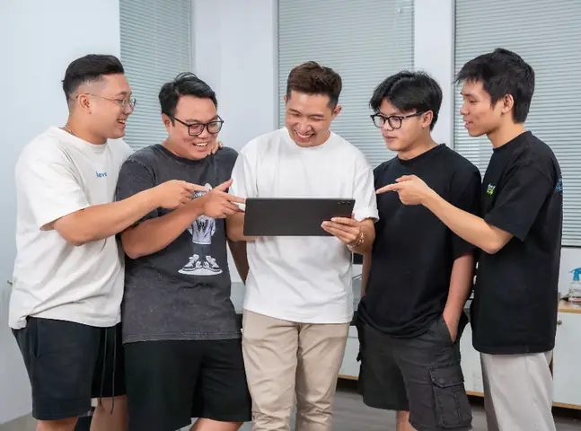 Hải Triều Là Ai Hải Triều Là Ai