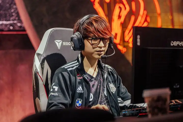 Hình Ảnh Về Tuyển Thủ Hans Sama