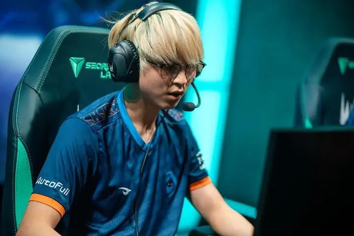 Hình Ảnh Về Tuyển Thủ Hans Sama