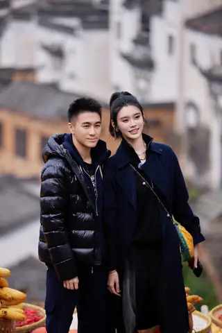 Hề Mộng Dao Là Ai