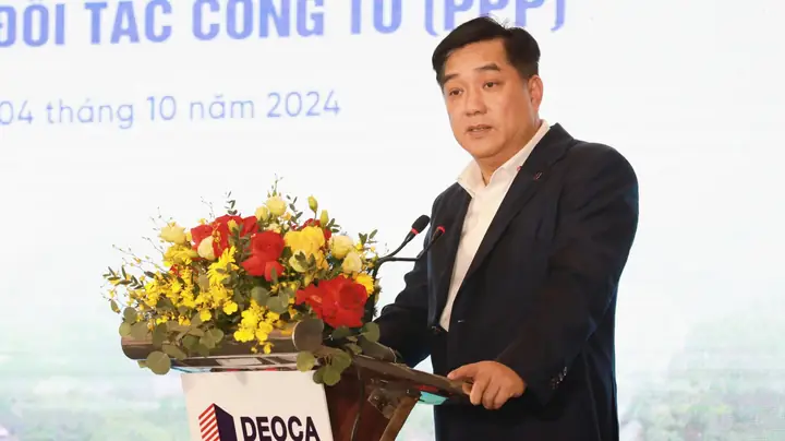 Hồ Minh Hoàng Là Ai