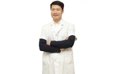 Hoàng Hải Là Ai? Giải Mã Nhà Báo Thanh Niên Bị Chỉ Trích