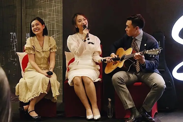 Sau Khi Gây Ấn Tượng Với Vai Hồng Trong Bộ Phim Mắt Biếc, Thảo Tâm Quay Trở Lại Con Đường Học Tập Và Tham Gia Diễn Xuất Trong Một Số Clip Quảng Cáo, Mv Ca Nhạc…