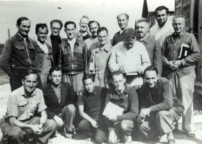 Huỳnh Khương Ninh Là Ai