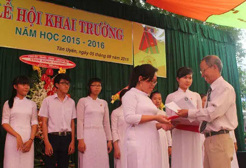 Huỳnh Văn Lũy Là Ai