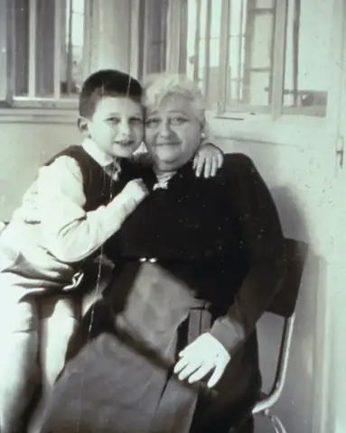 Jean Paul Gaultier Là Ai?