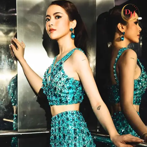 Gia Nhập Nhóm Nhạc S-girls Và Bước Ngoặt Sự Nghiệp