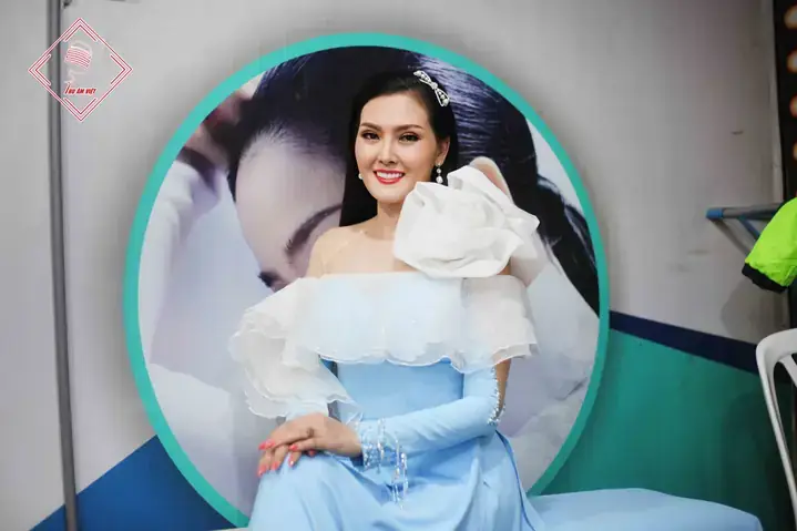 Cái Nhìn Của Công Chúng Về Hạnh Phúc Của Kim Thoa Cái Nhìn Của Công Chúng Về Hạnh Phúc Của Kim Thoa