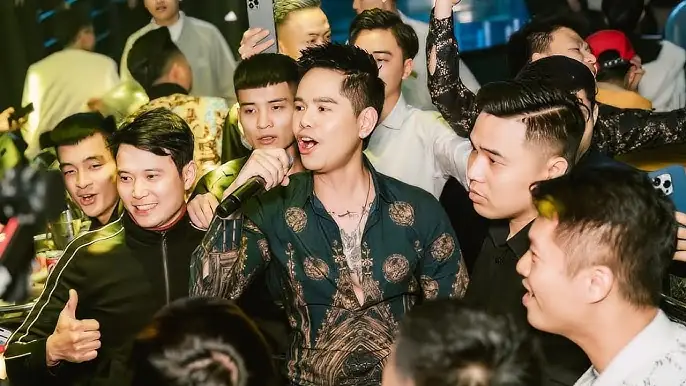 Tóm Tắt Sự Nghiệp Ca Sĩ Lã Phong Lâm