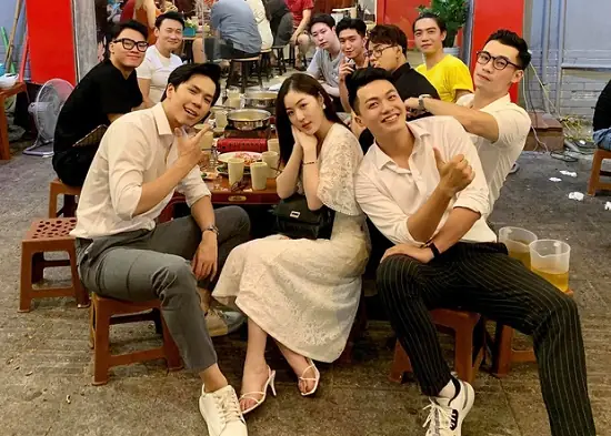 Lệ Quyên Người Ấy Là Ai