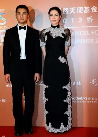 Giã Từ Sự Nghiệp Diễn Xuất Và Cống Hiến Cộng Đồng