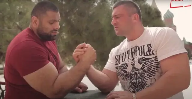 Levan Saginashvili Là Ai? Vua Đấu Vật Tay Vô Địch Thế Giới