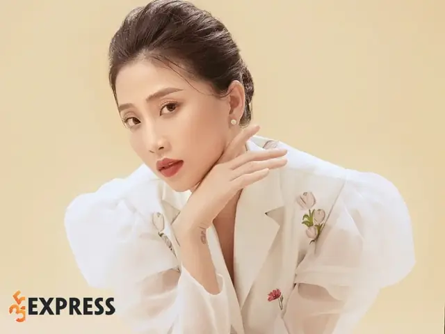 Liêu Hà Trinh Cây Bút Bay Bổng Và Sâu Sắc