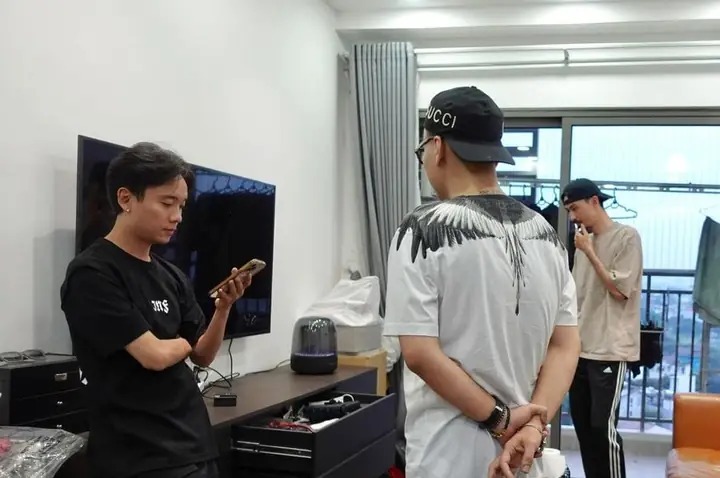 Từng Hỏi “đen Vâu Là Ai?”, Giờ Lk Lại Sắp Hợp Tác, Có Cả Justatee?