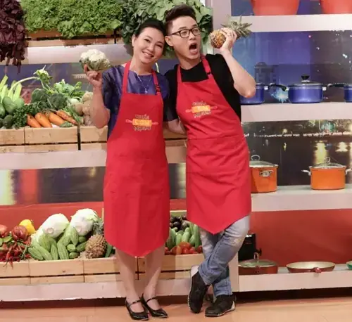 Mẹ Trúc Nhân: Người Phụ Nữ Đứng Sau Thành Công Của Ca Sĩ