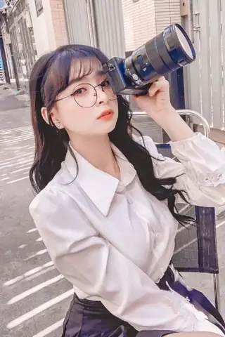 Hình Ảnh Xinh Đẹp Đáng Yêu Của Cô Nàng Mèo 2k4