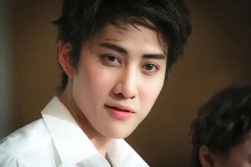 Tiểu Sử Mike D Angelo – Chàng Trư Bát Giới Đẹp Trai Nhất Trong Lịch Sử Điện Ảnh Thái Lan