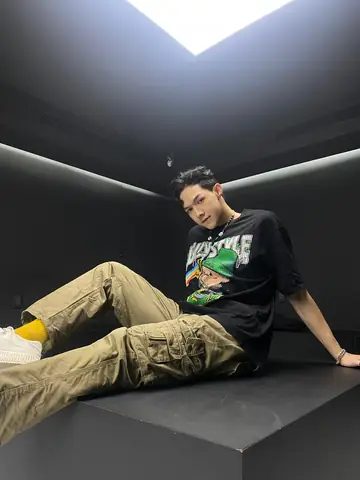 Minh Quang Người Ấy Là Ai