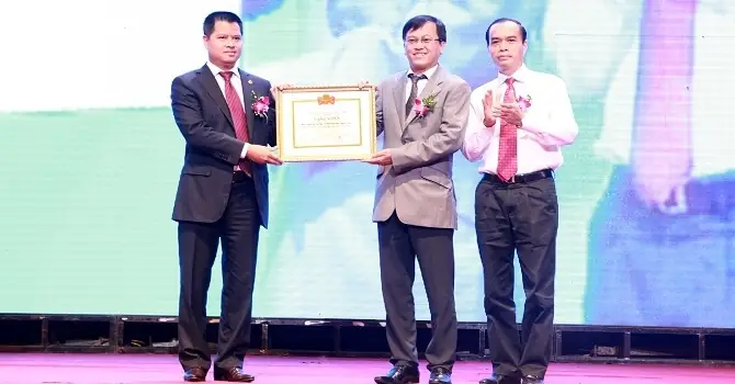 Mời Ceo Lương Triệu Đô Về Làm Tổng Giám Đốc Vpbank Mời Ceo Lương Triệu Đô Về Làm Tổng Giám Đốc Vpbank