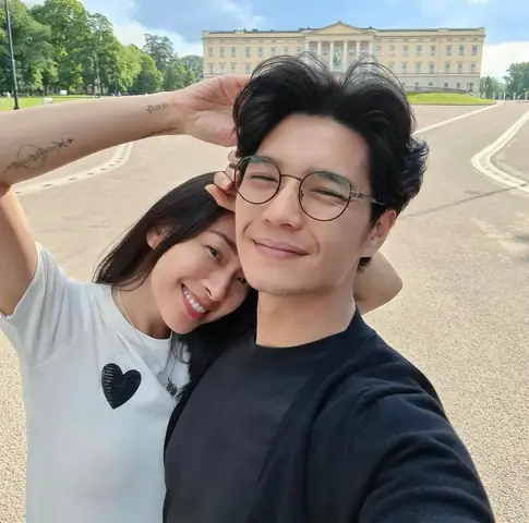 Bến Đỗ Bên Cạnh "chị Đại" Quyền Lực Làng Giải Trí Việt