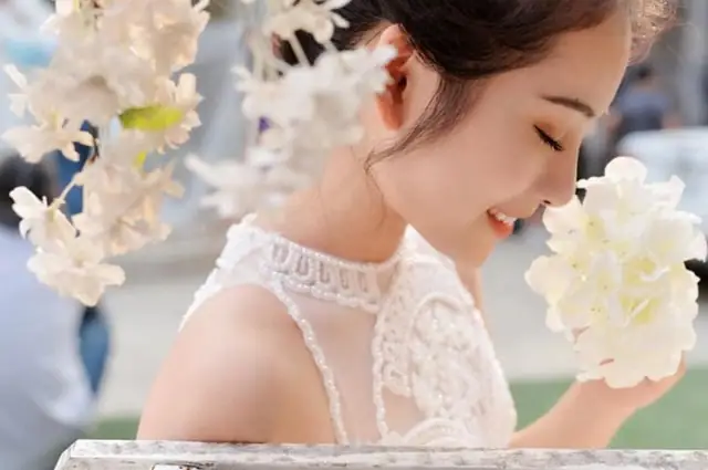 Ngọc Duyên Sara Là Ai