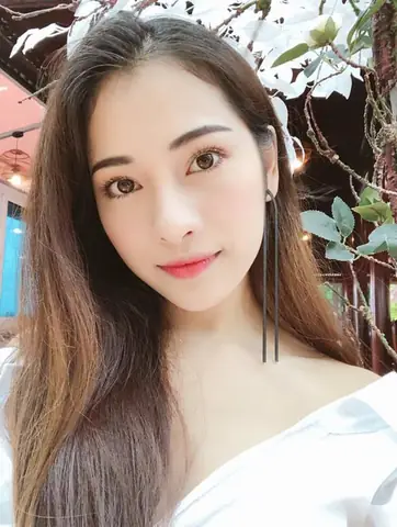 Ngọc Duyên Sara Là Ai