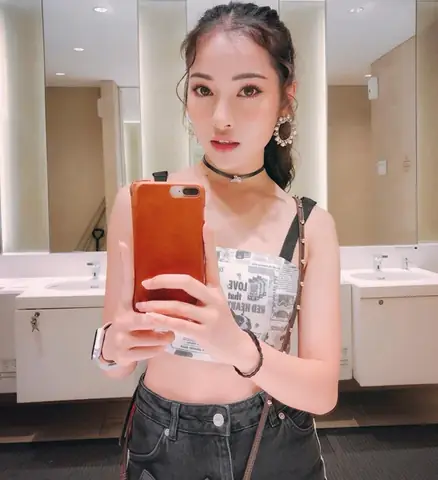 Ngọc Duyên Sara Là Ai