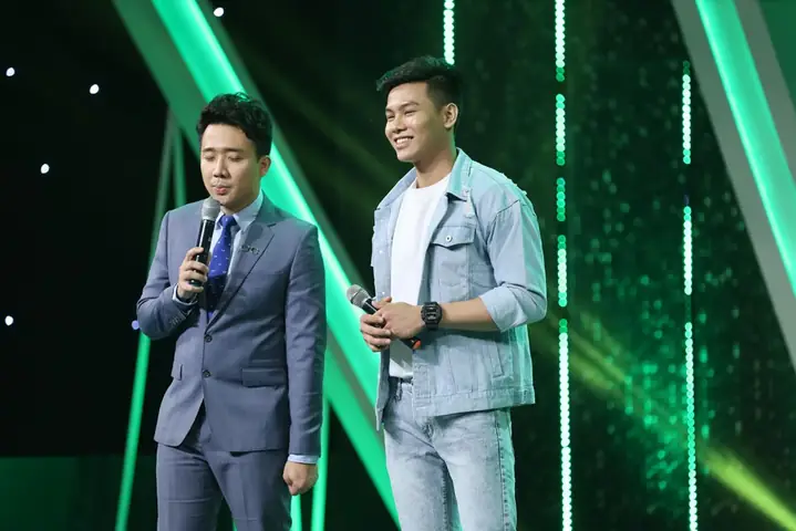 Trong Tập 11 "người Ấy Là Ai?", Nữ Chính Kim Dung Đã Bỏ Qua Chàng Nhiếp Ảnh Gia Nước Pháp Vào Phút Chót Để Chọn Chuyên Viên Nha Khoa Nước Mỹ.