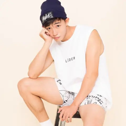 Duy Luan Nguoi Ay La Ai Minh Va Tuyet Anh Co Rat Nhieu So Thich Giong Nhau