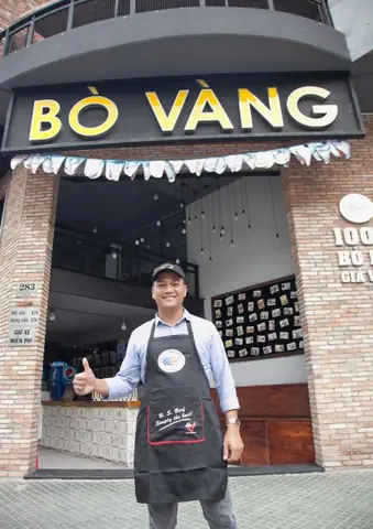 Nguyễn Lang Là Ai: Chân Dung Và Sự Nghiệp Của Ngôi Sao Mới