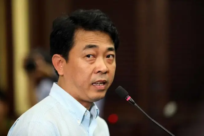 ( Phunutoday )- Nguyễn Minh Hùng (sn 1978) – Nguyên Chủ Tịch Hđqt Kiêm Tgđ Công Ty Cp Vn Pharma (gọi Tắt Là Công Ty Pharma) Là Người Đã Chỉ Đạo Nhân Viên Lập Hồ Sơ Khống, Làm Giả Con Dấu Để Nhập Thuốc Ung Thư Không Rõ Nguồn Gốc Khiến Dư Luận Phẫn Nộ.