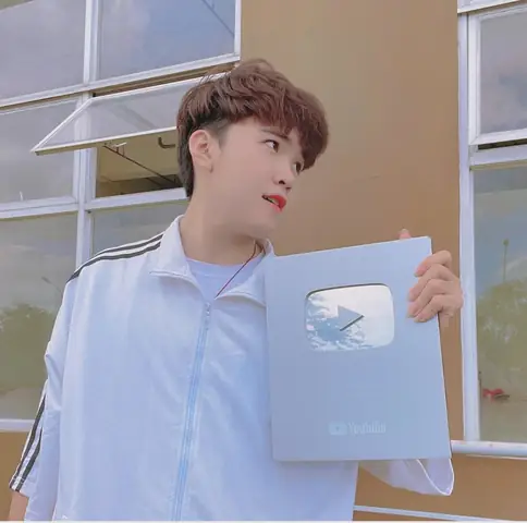 Một Số Hình Ảnh Của Nguyễn Văn Giàu