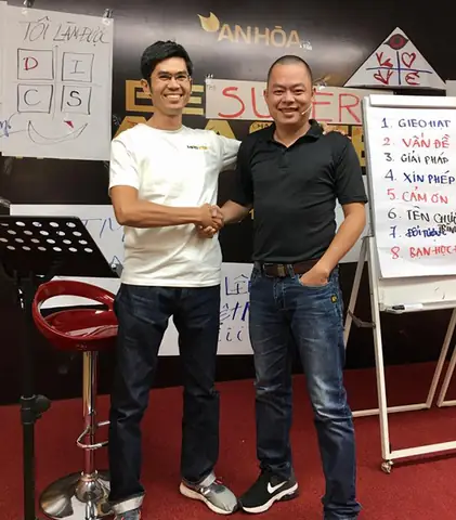 Nguyễn Vĩnh Cường - Người Kể Chuyện Thành Công