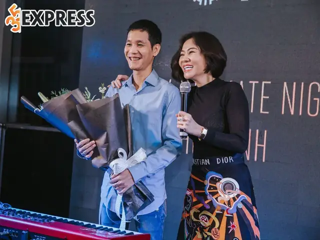 Đời Tư Của Nhạc Sĩ Hoài Sa Đời Tư Của Nhạc Sĩ Hoài Sa