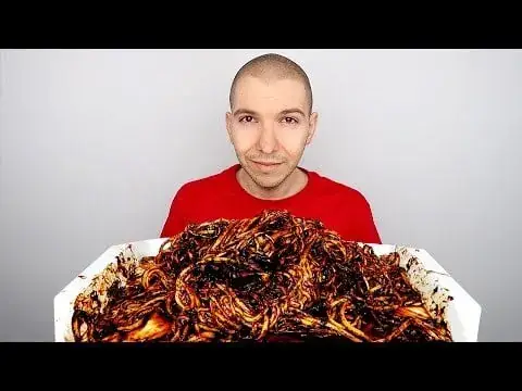 Nikocado Avocado Là Ai? Giải Mã Hiện Tượng Mukbang Gây Tranh Cãi