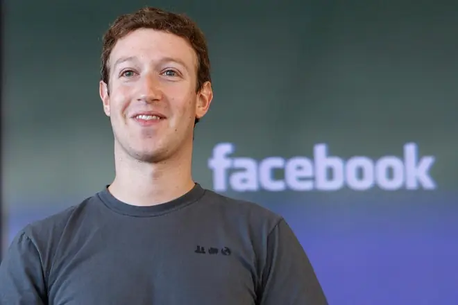 Ai Là Ông Chủ Fb? Tiểu Sử, Sự Nghiệp Mark Zuckerberg Và Tầm Ảnh Hưởng Toàn Cầu